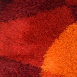Geometric 60s carpet