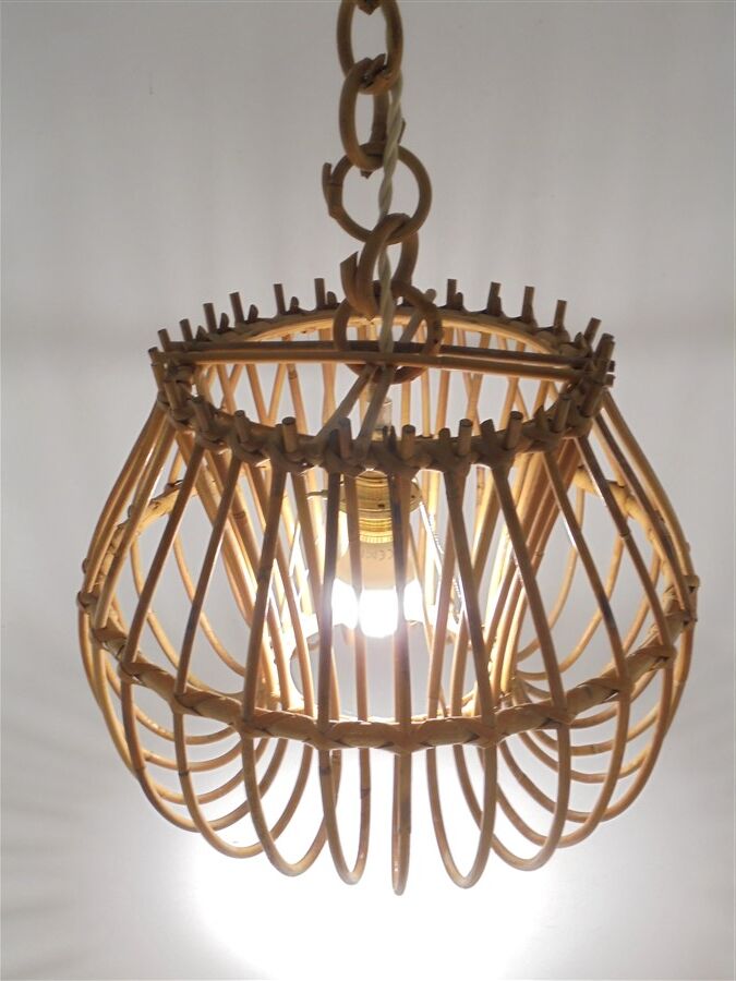 Rattan suspension