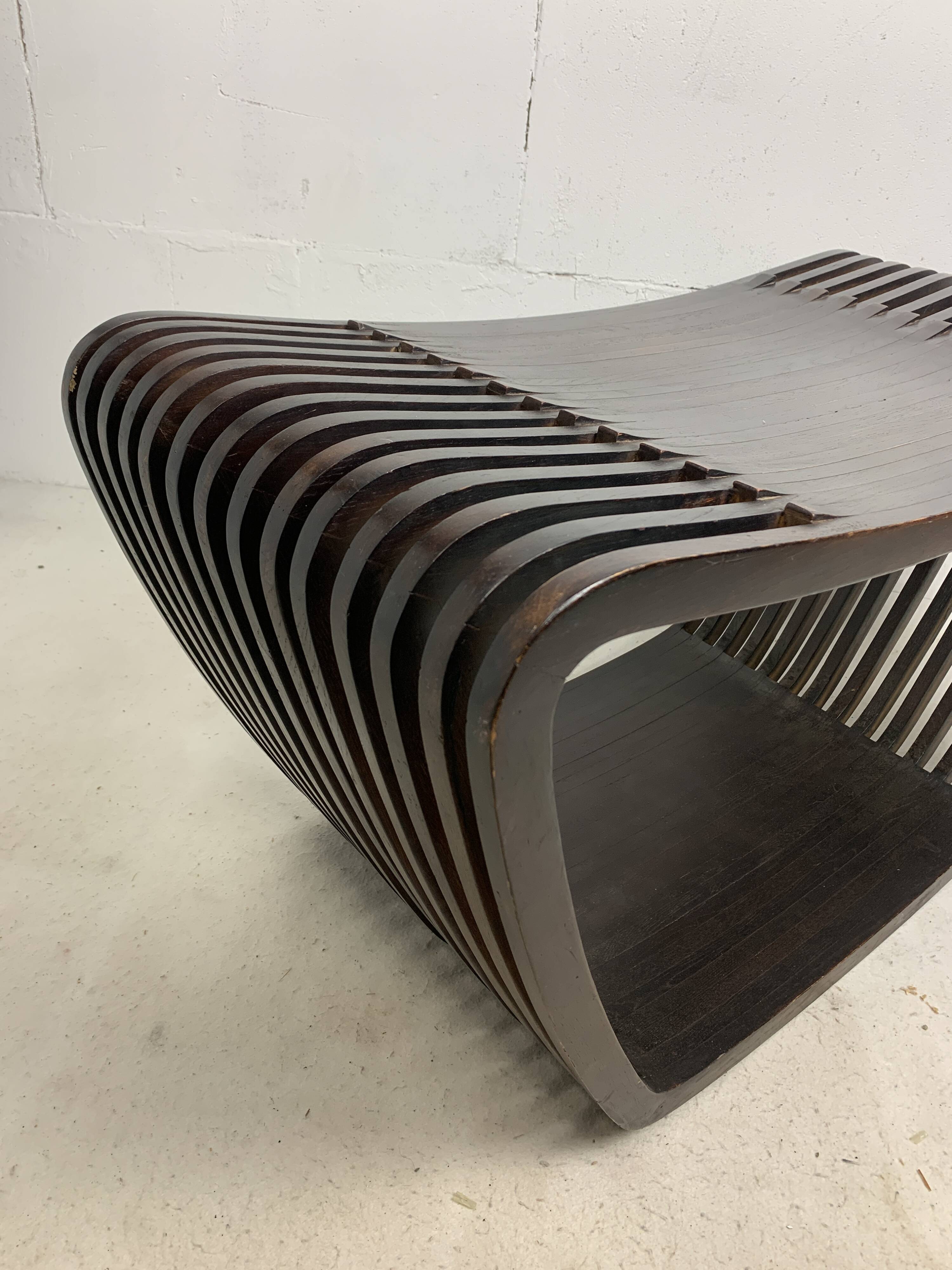 Post modern Dutch slatted wooden wavy curvy bench or  coffee table, 1970s