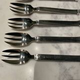 Coffret 12 fourchettes à huîtres . Métal argenté. Boulenger