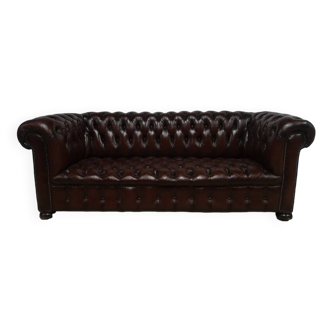 Canapé chesterfield cuir marron capitonné