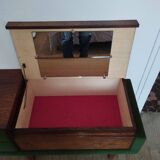 CHEST OF DRESSING TABLE
