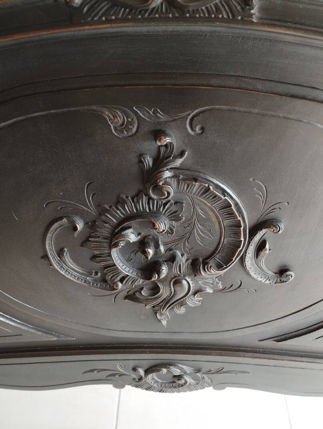 Rocaille Louis XV style headboard, black patina