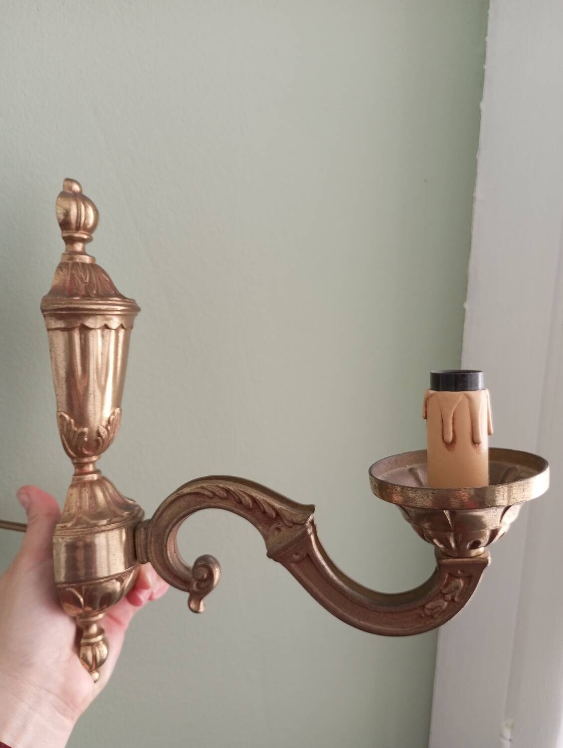 Pair of bronze wall lights