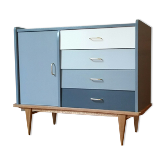 Vintage 60s dresser