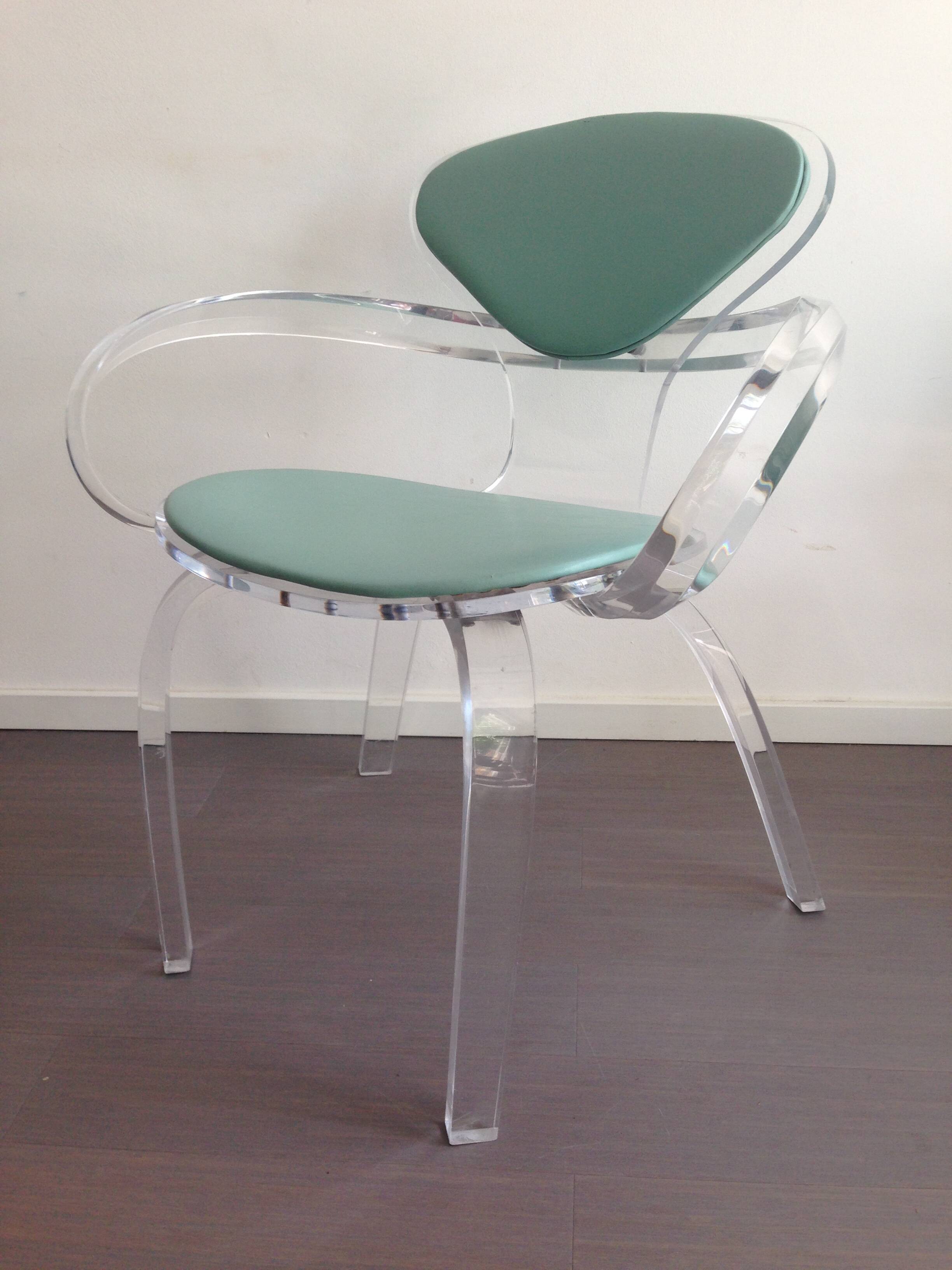 Very rare 1980's Lucite 'Cherner' cHAIR