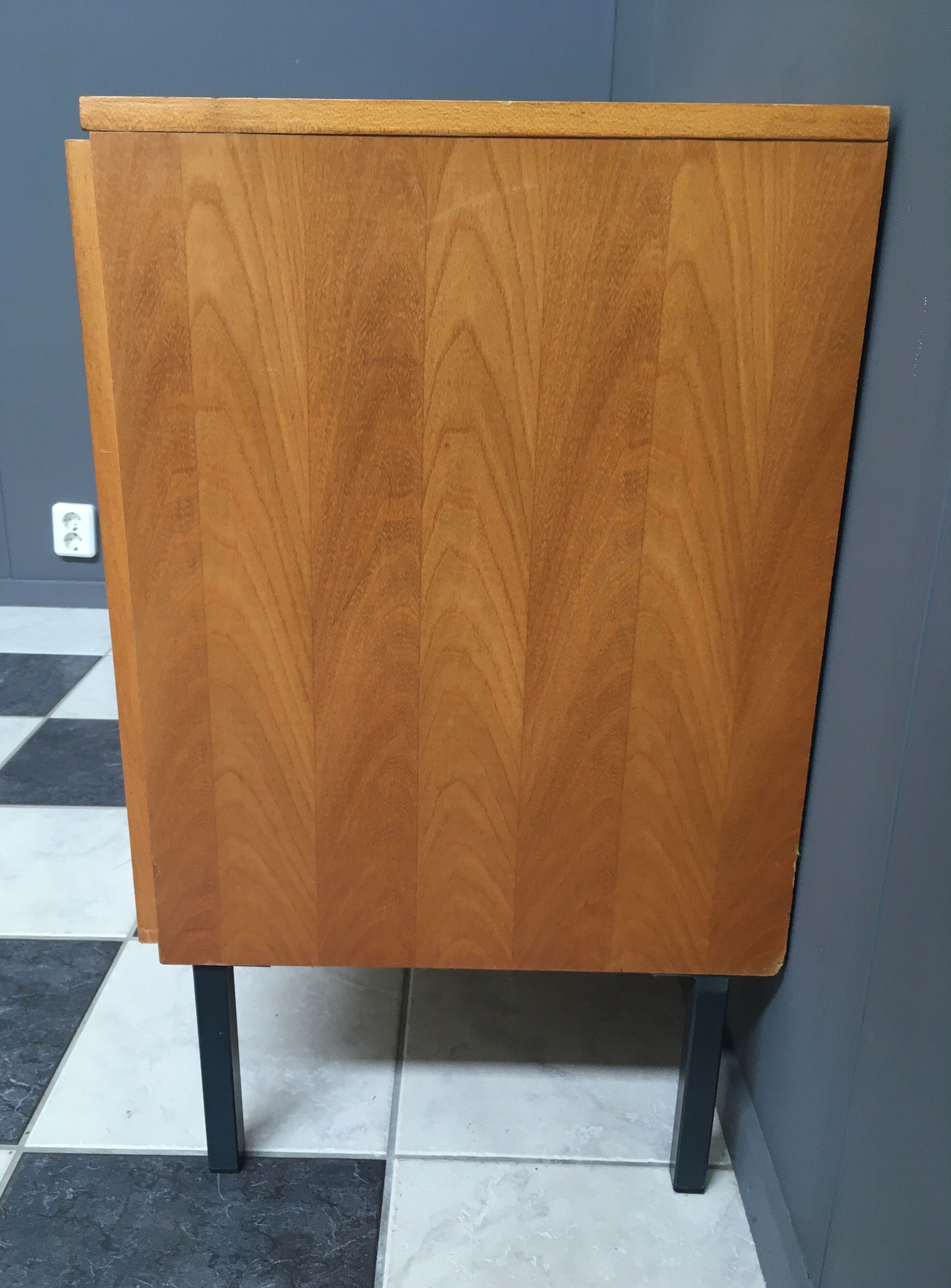 Blond wood sideboard cabinet 1970s