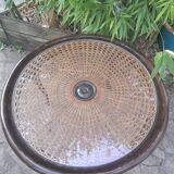 Low pedestal table