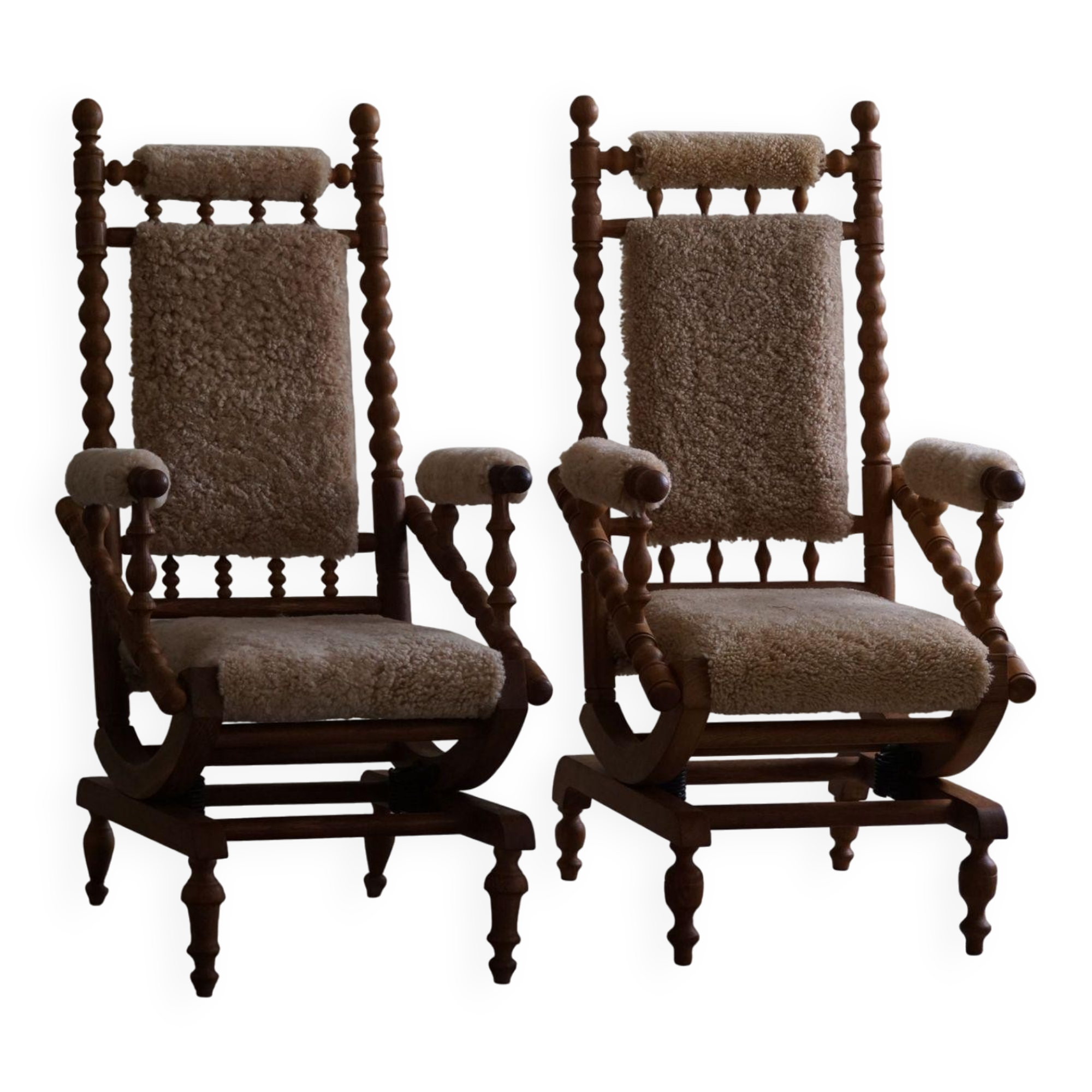 Pair of sculptural Danish modern rocking chairs in lambswool and oak, brutalist, 1950.