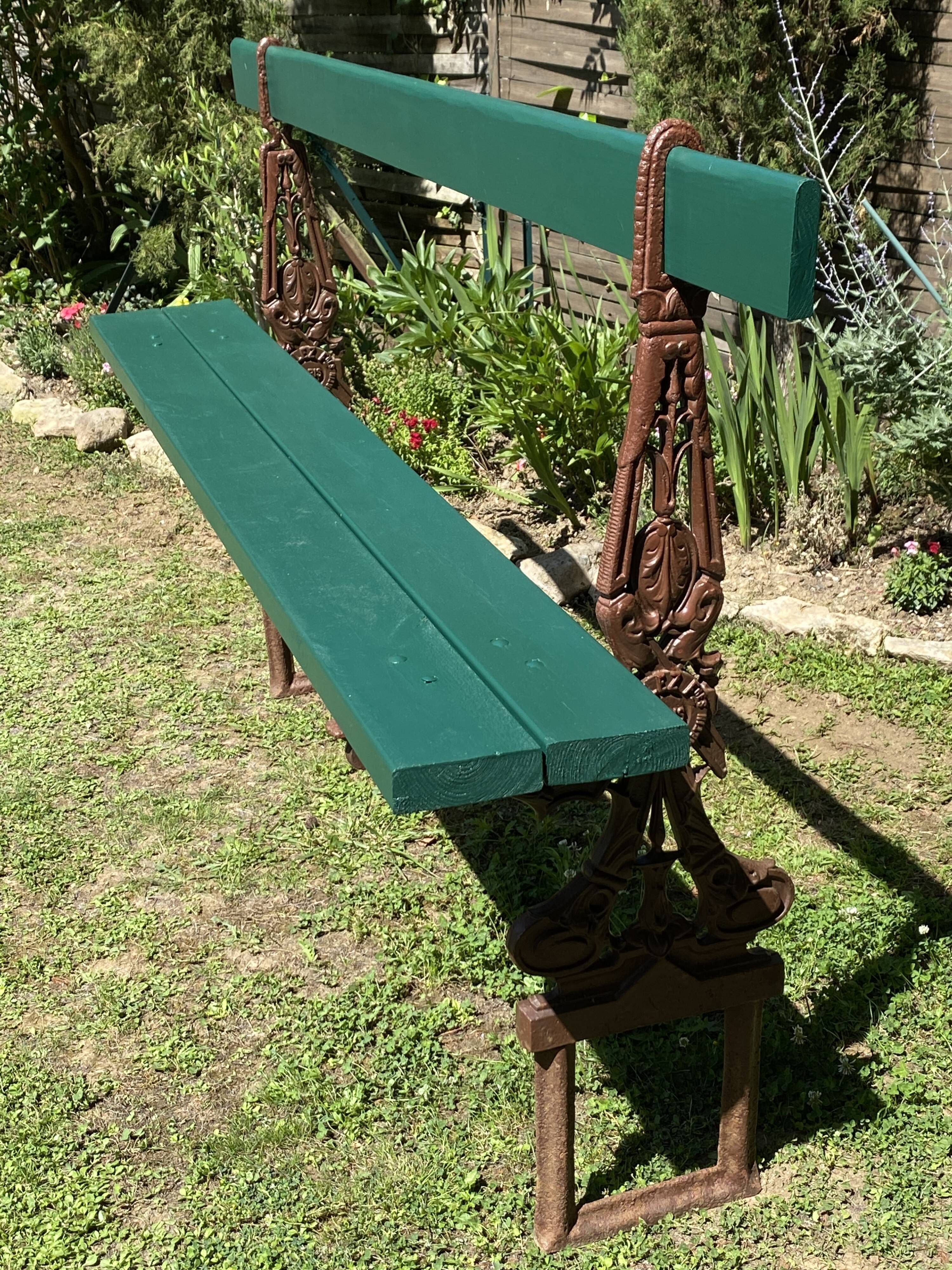 Former public bench of Paris