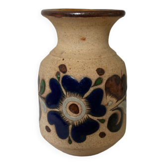 Vase artisanal vintage