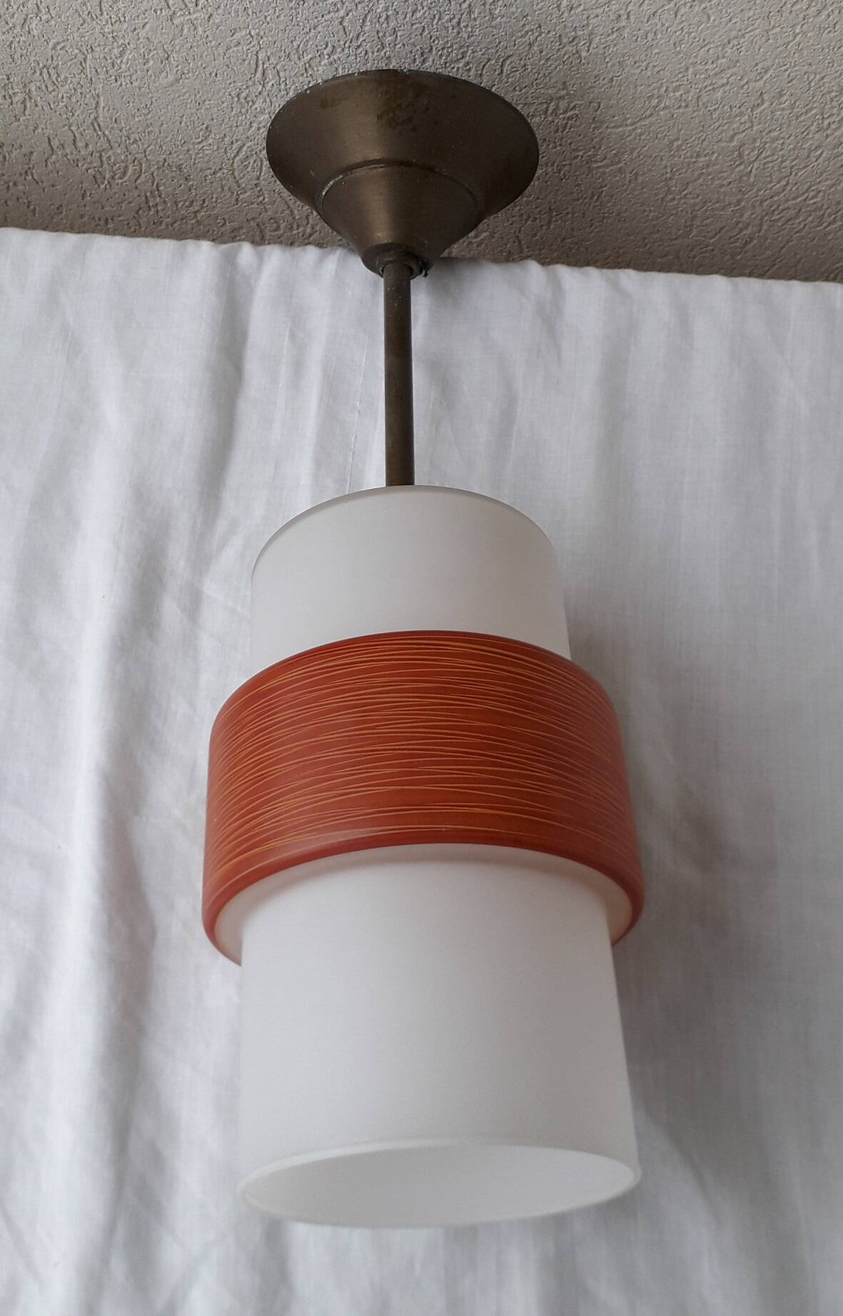 Suspension in opaline 60's