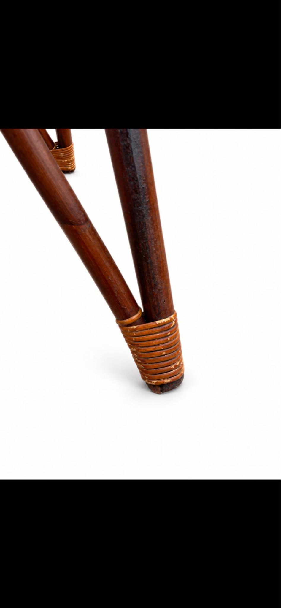 Table vintage en rotin et bambou courbé – Années 1960-1970