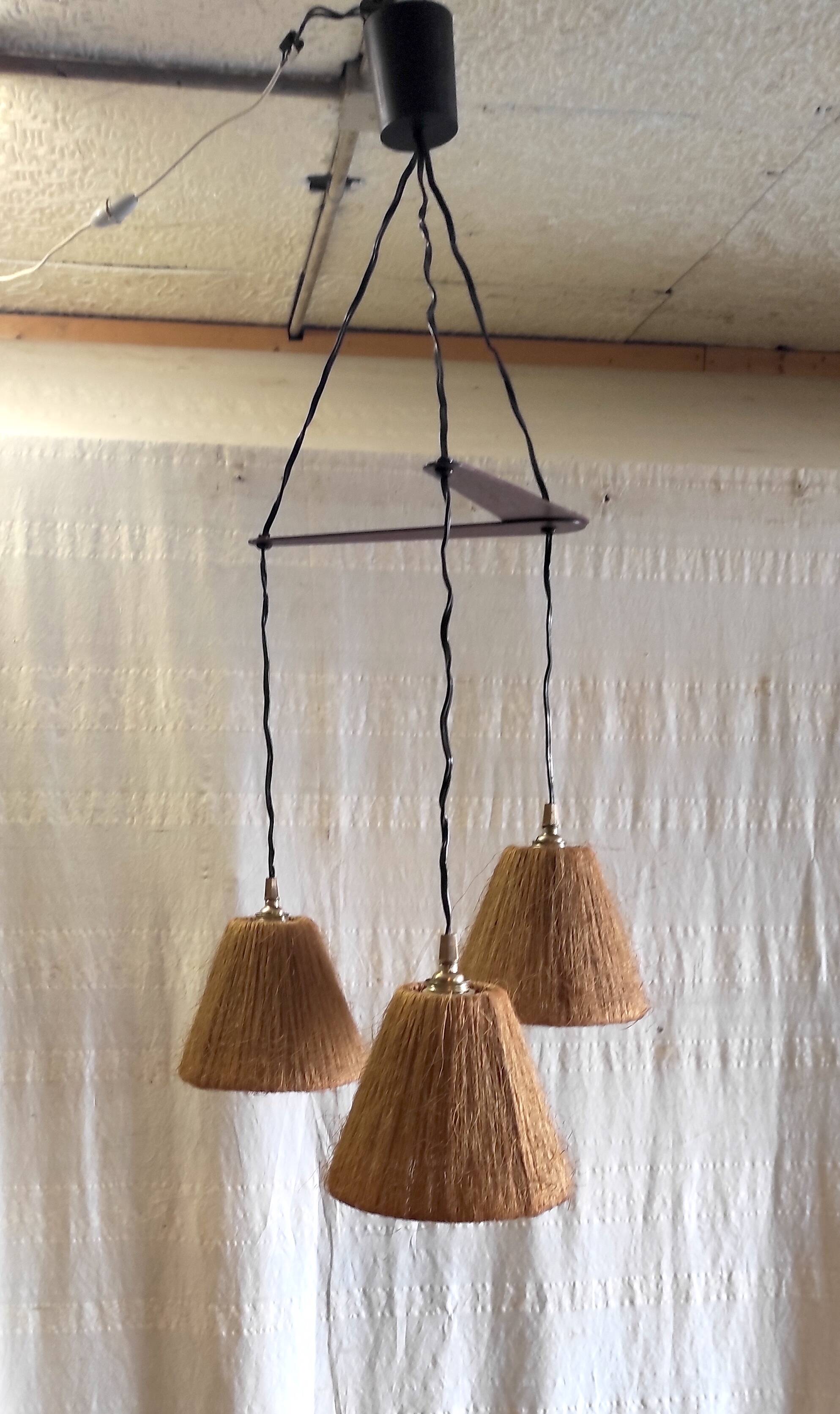 Scandinavian style three-light pendant in teak and sisal - 1960s/70s