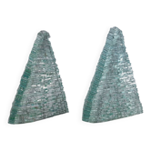 Paire d'appliques murales pyramidales en verre de style vintage français.