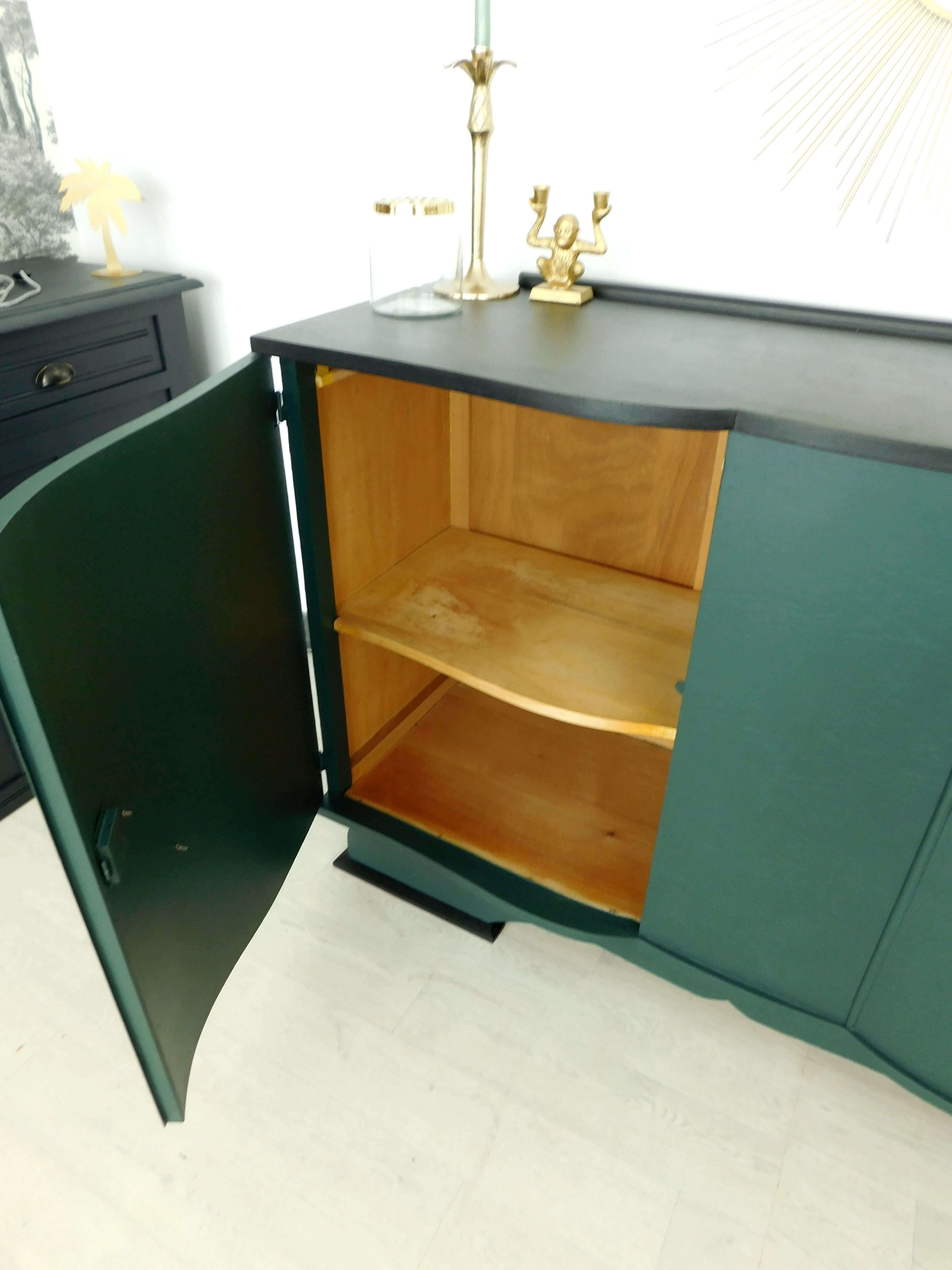 Art Deco buffet green and black