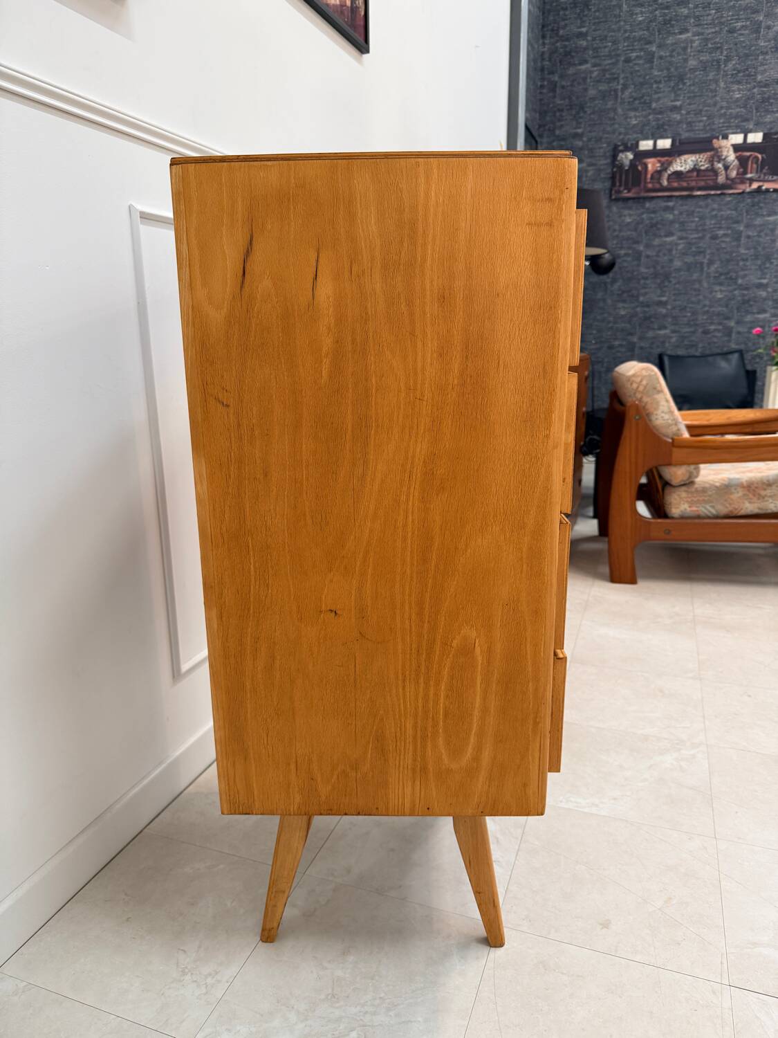 Chiffonnier vintage pieds compas