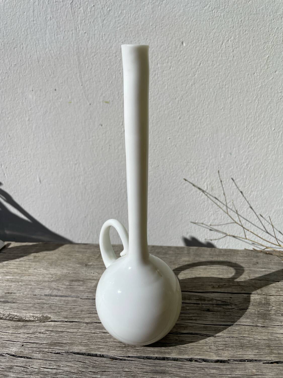 White opaline glass soliflore vase