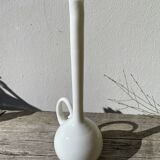 White opaline glass soliflore vase