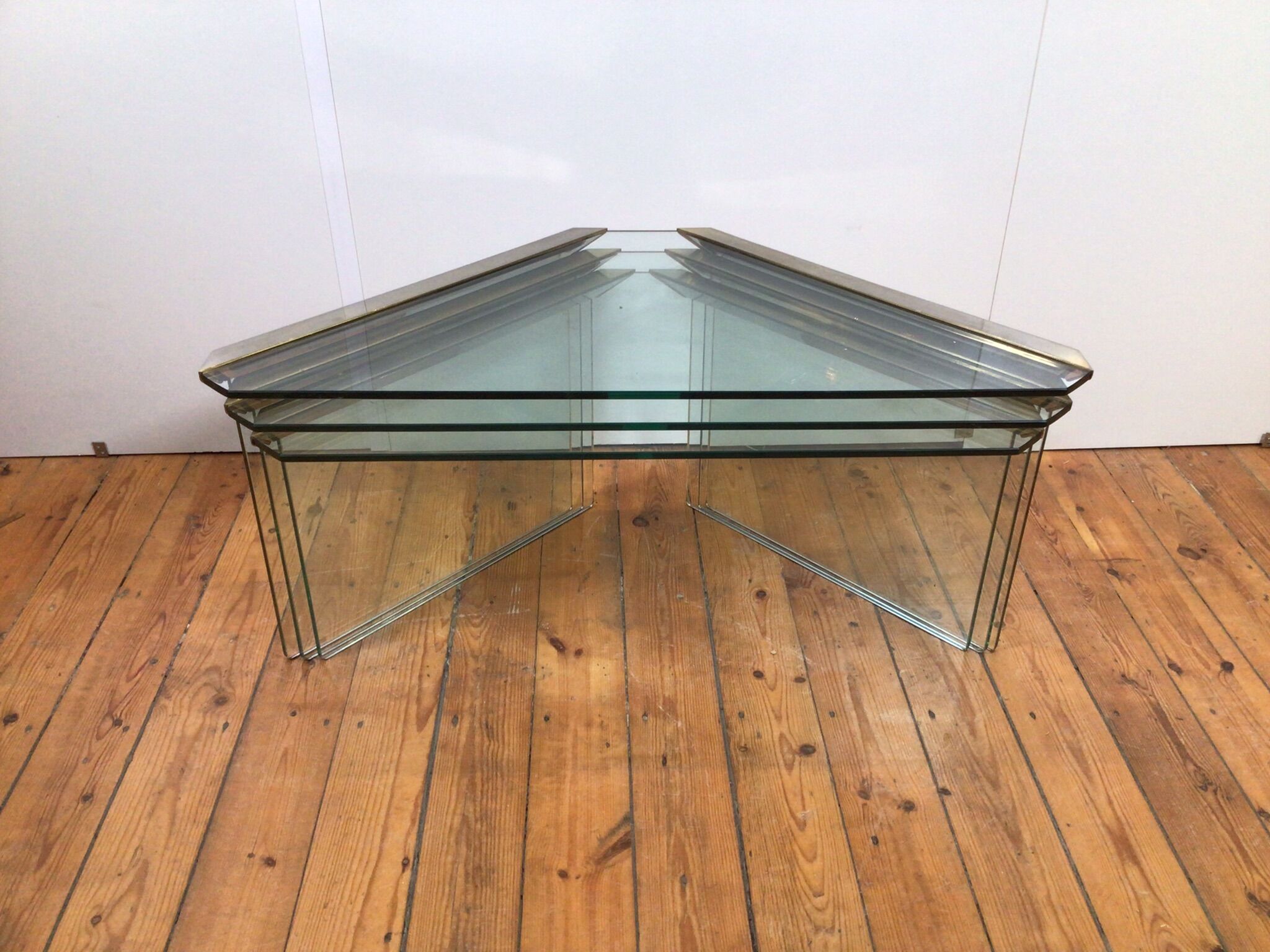 Nest tables gallotti & radice