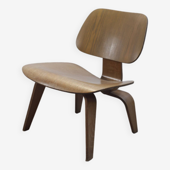 LCW lounge chair in Ash, Charles & Ray Eames, Early Herman Miller