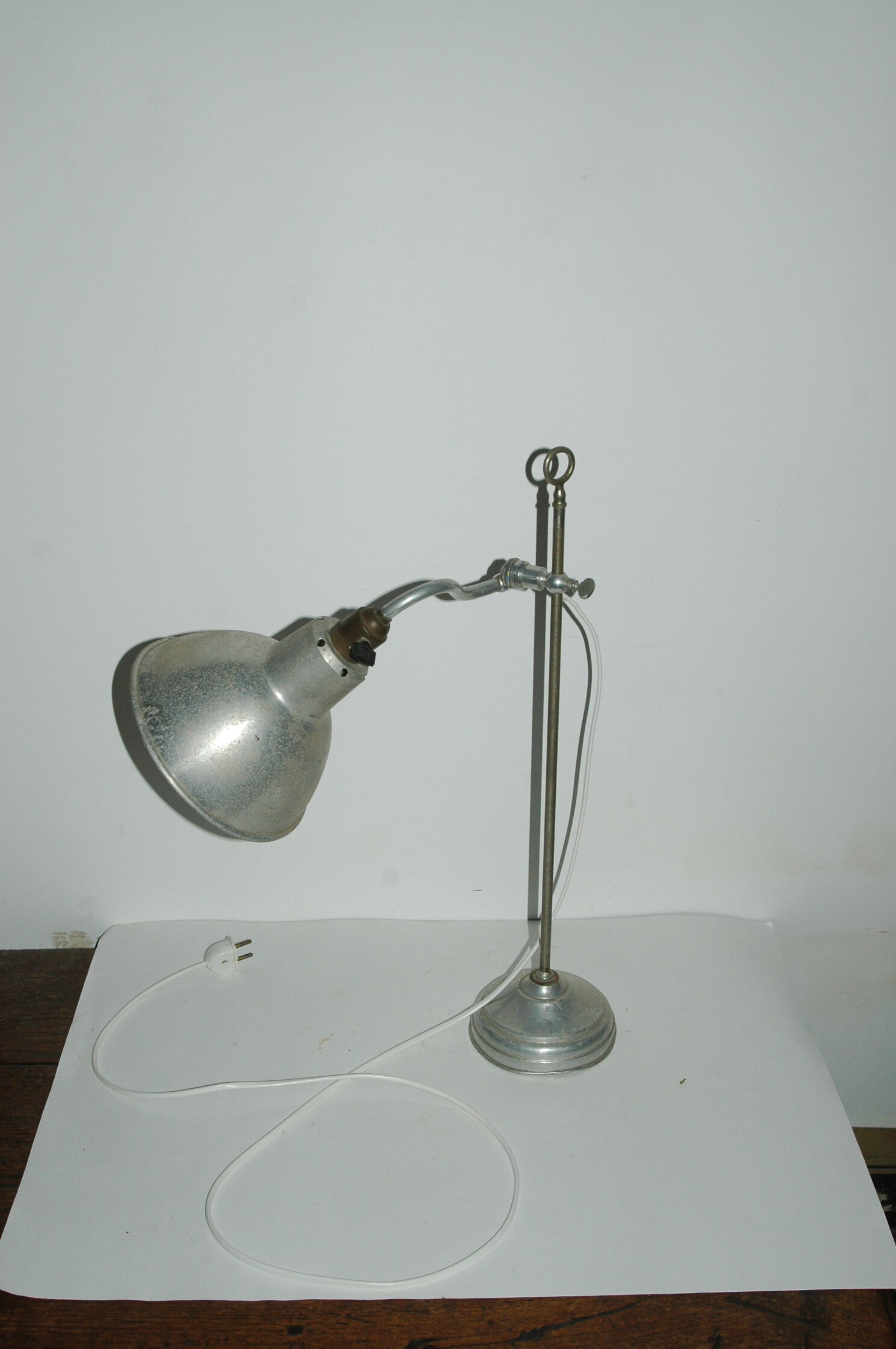 Lampe articulée art-déco laiton nickelé alu