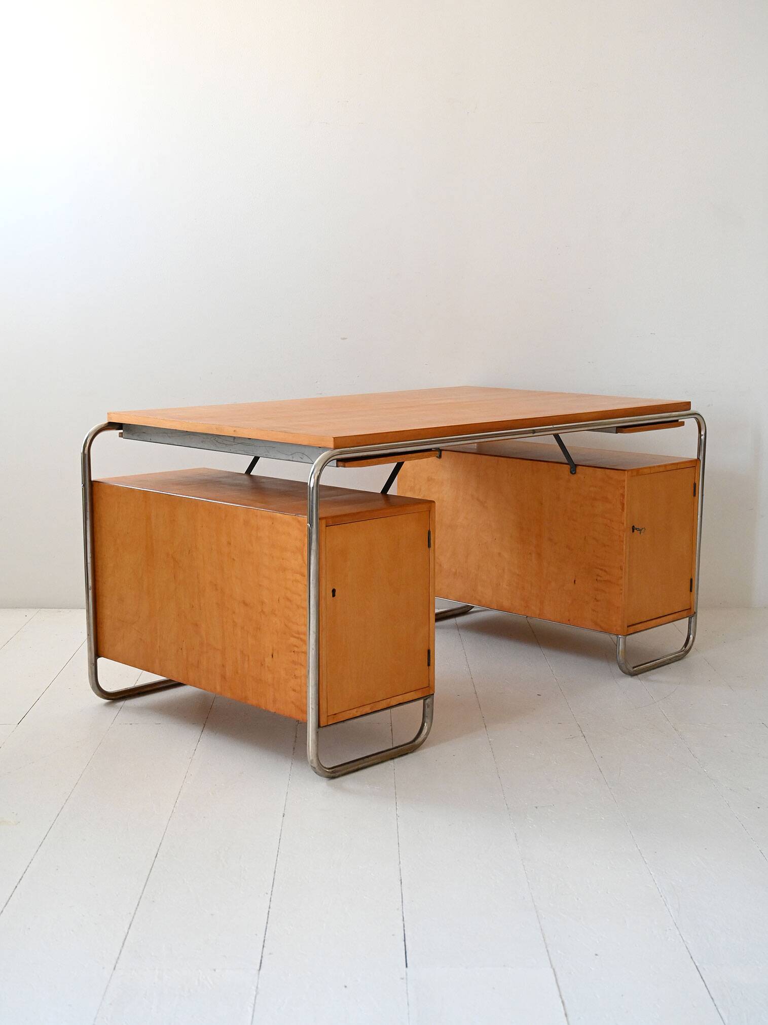 Bureau scandinave en bouleau et acier par Mücke & Melder, années 1930