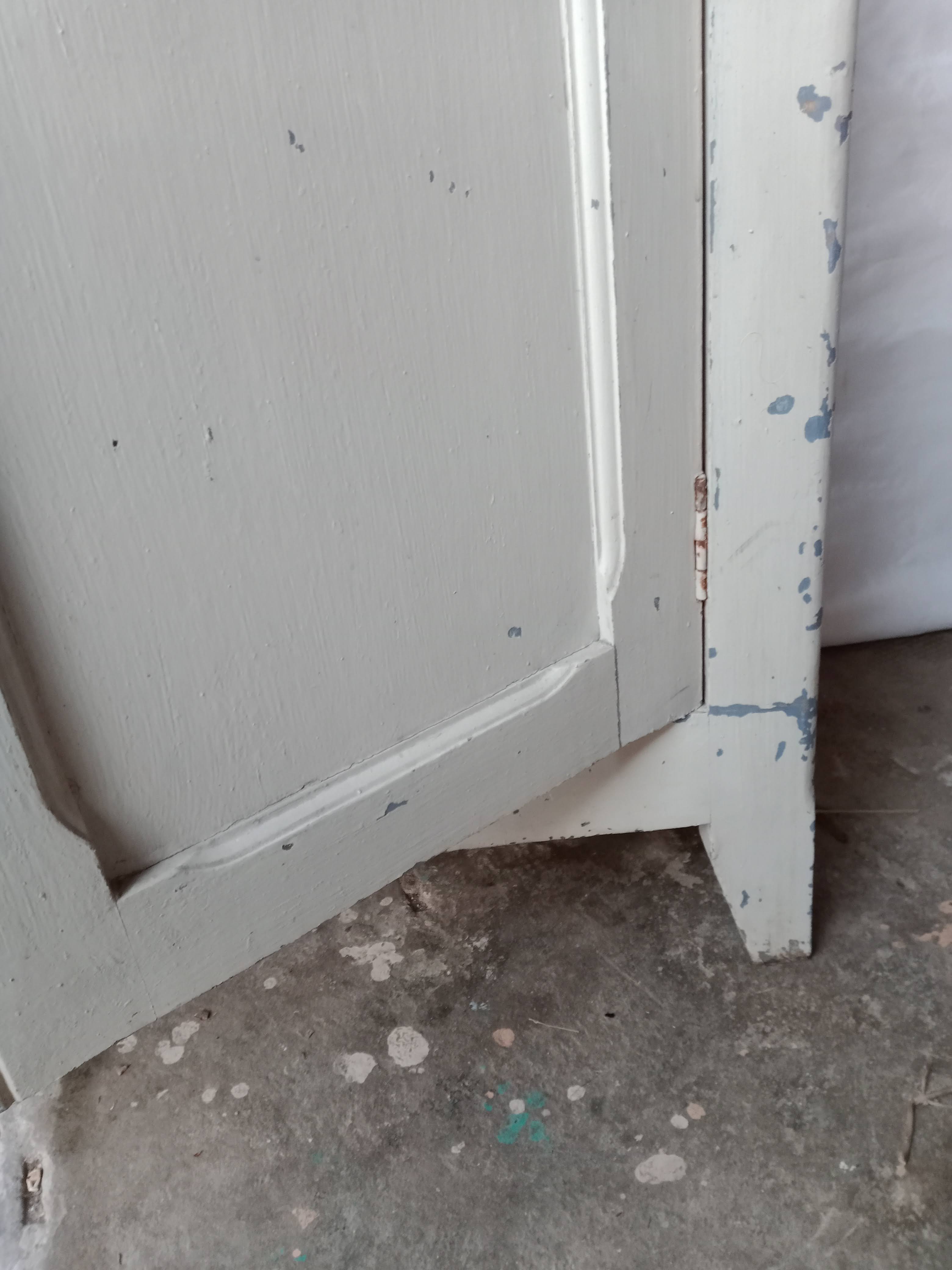 Parisian buffet with two doors and two drawers