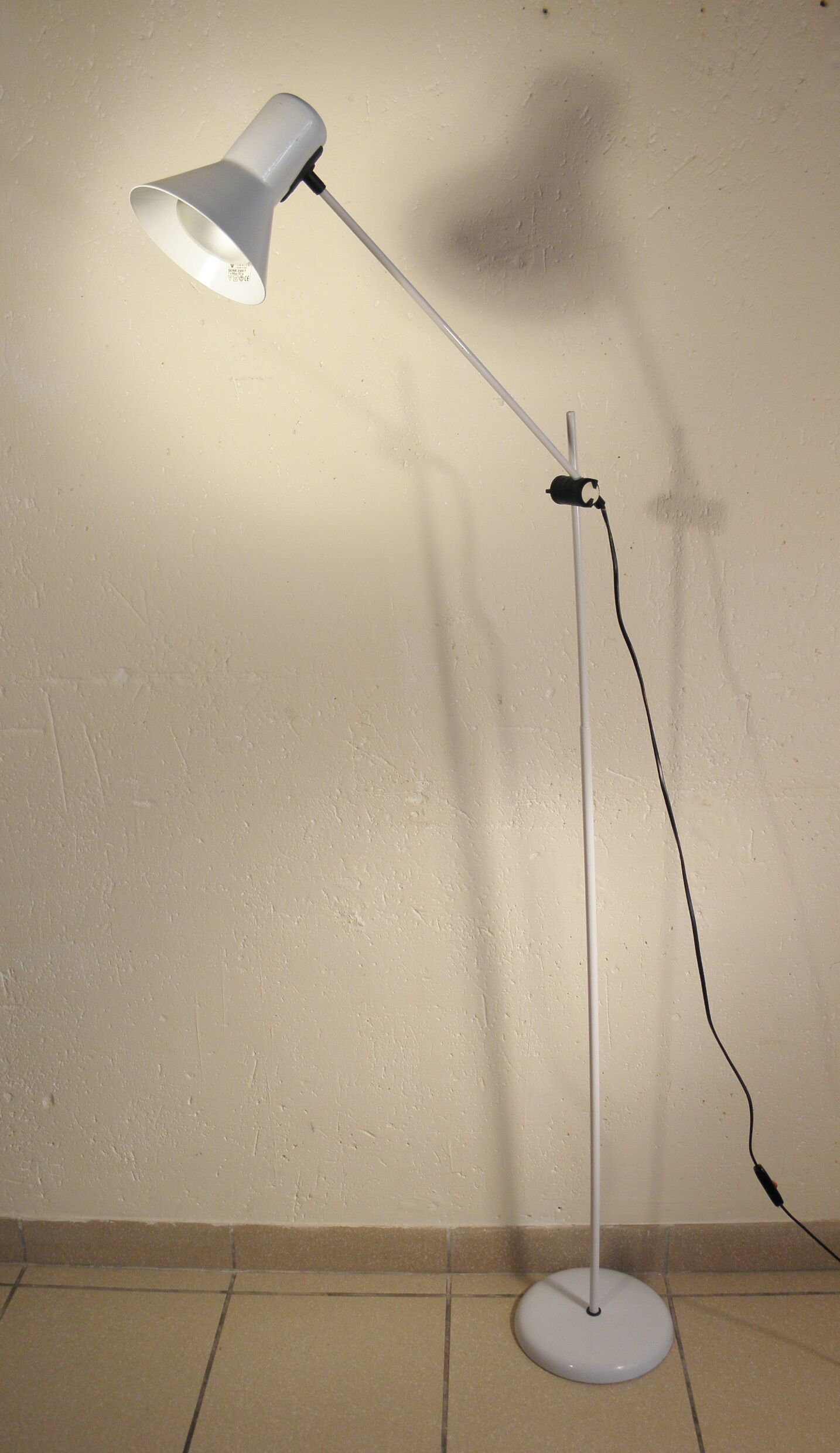 Design floor lamp Veneta Lumi