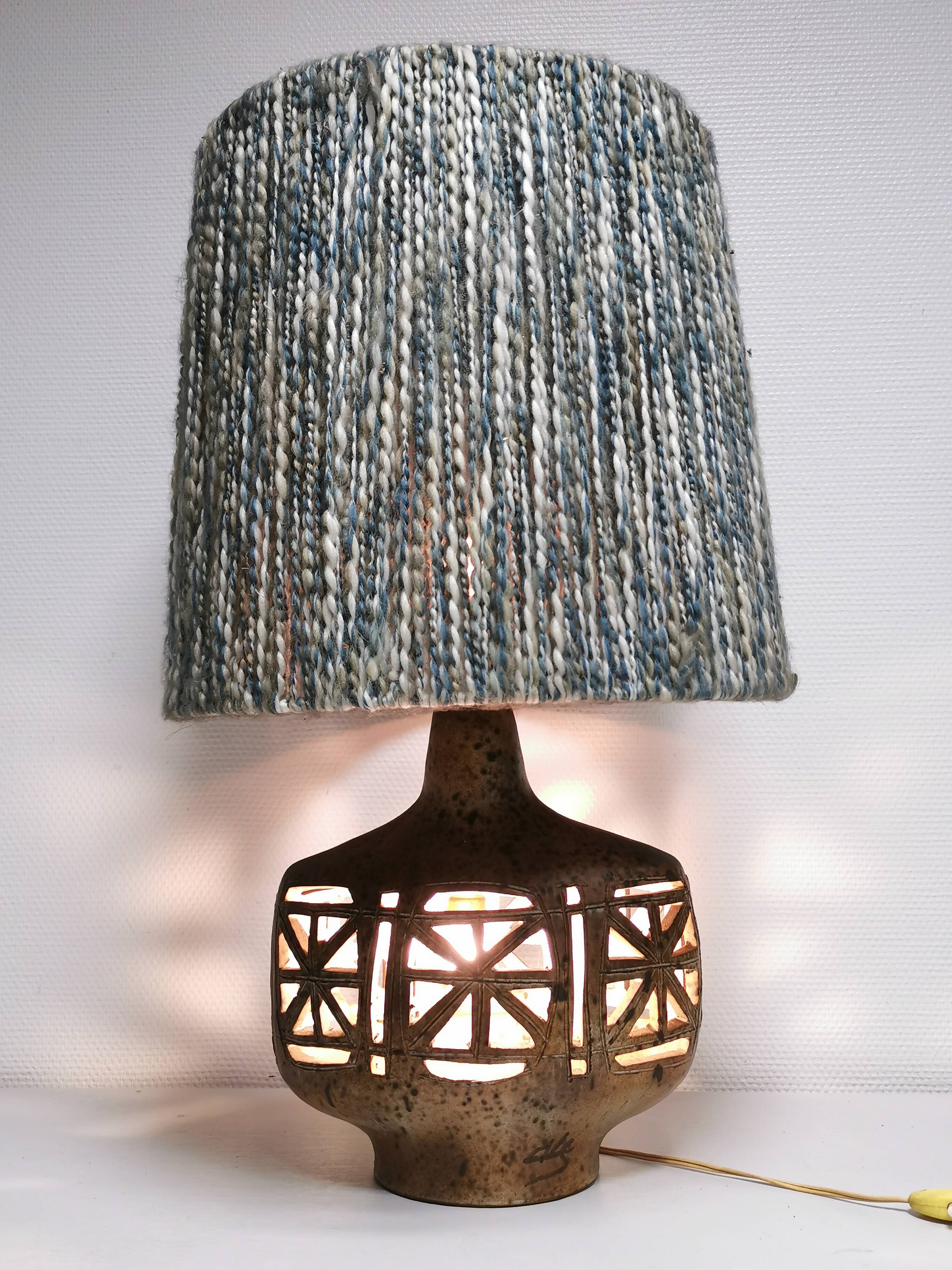 Ceramic lamp signed ESCALA vintage 60's 70's