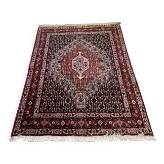 Tapis oriental rouge, rose et violet - années 1970 artisanal - sortant du pressing