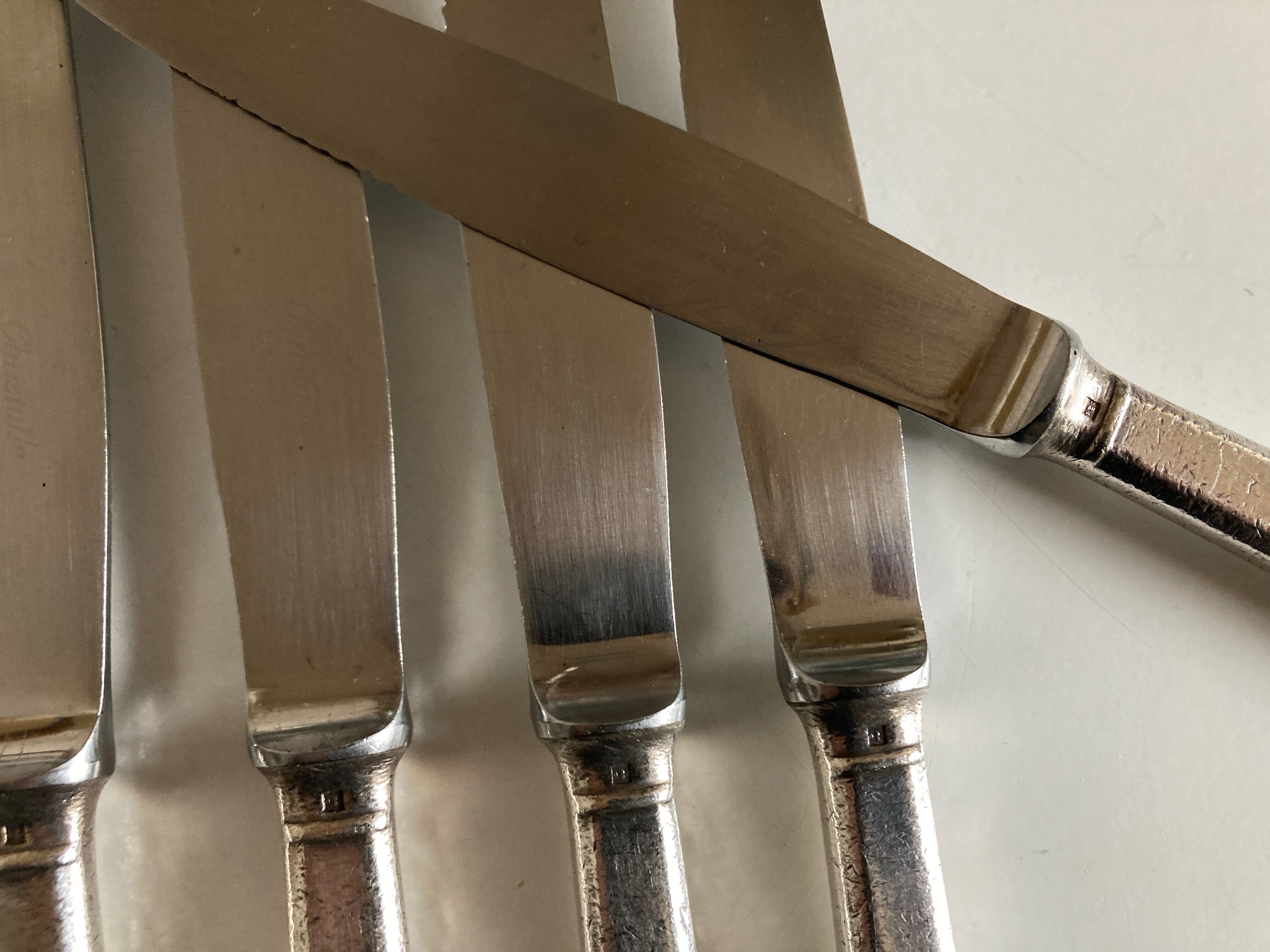Set of 12 brewery knives Christofle Cluny Vieux Paris 1960