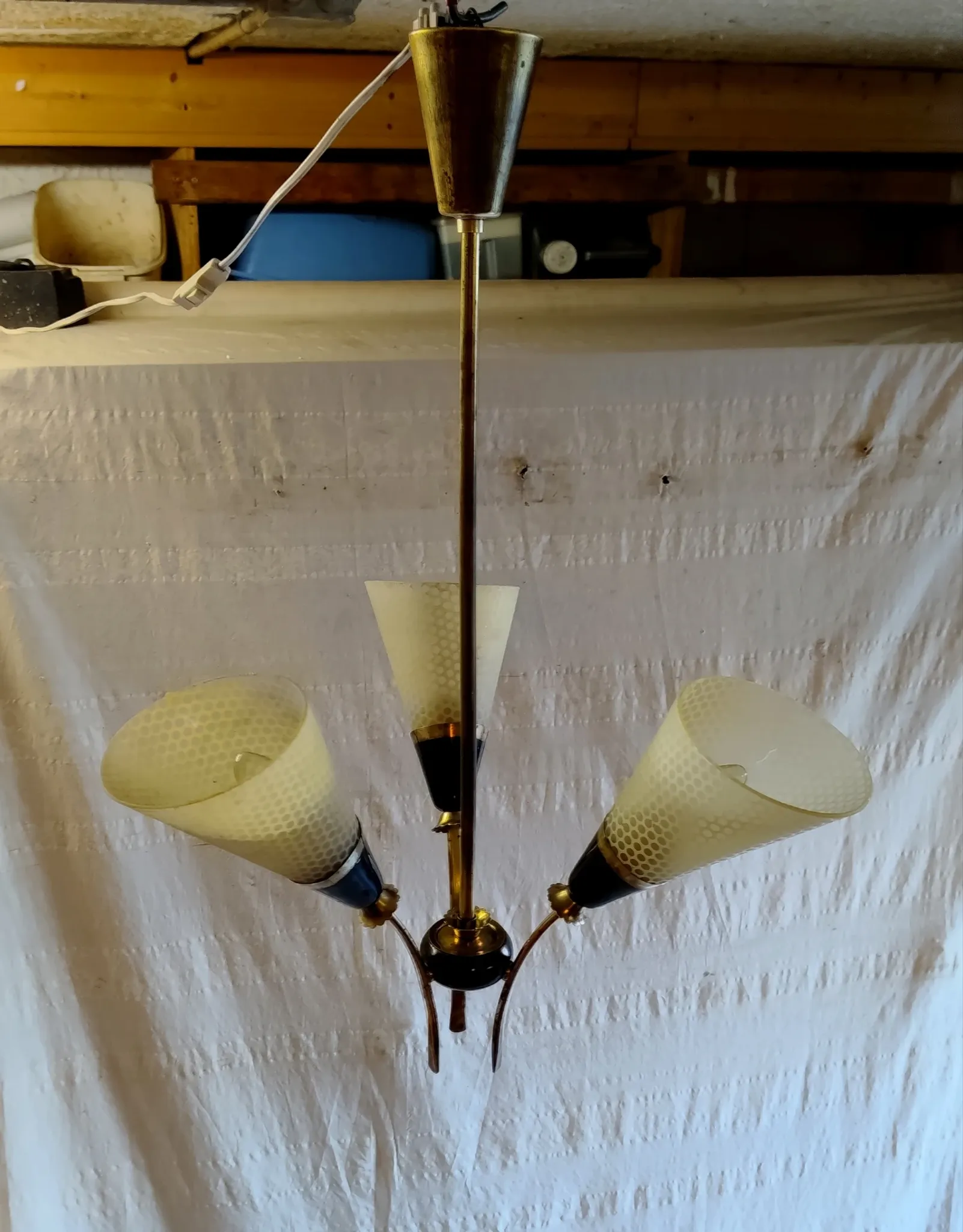 Brass and glass chandelier with 3 lights - 1950s