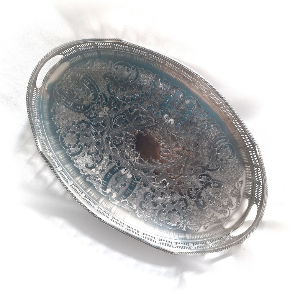 Old English silver metal top