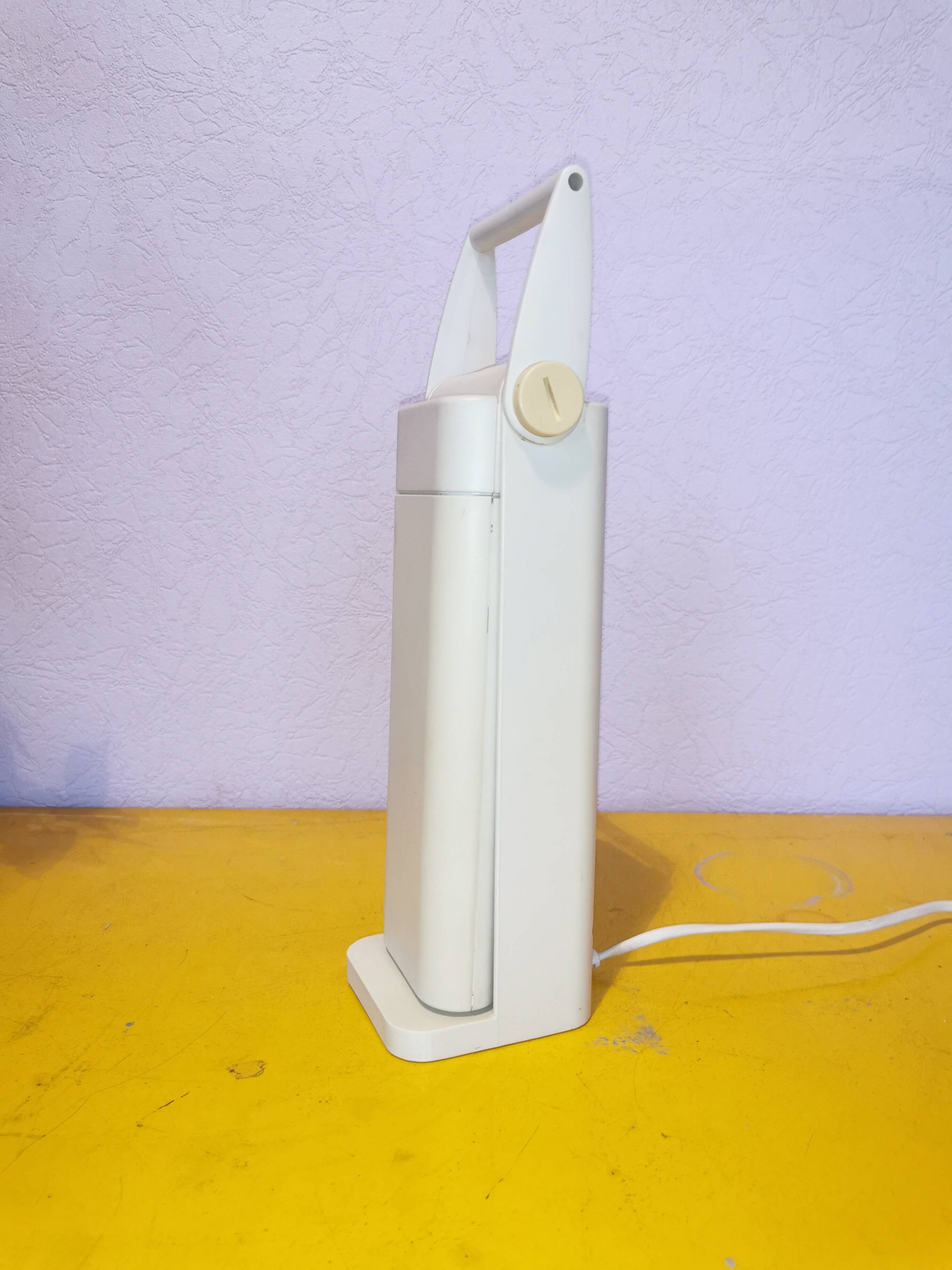 Postmodern foldable lamp, 1980