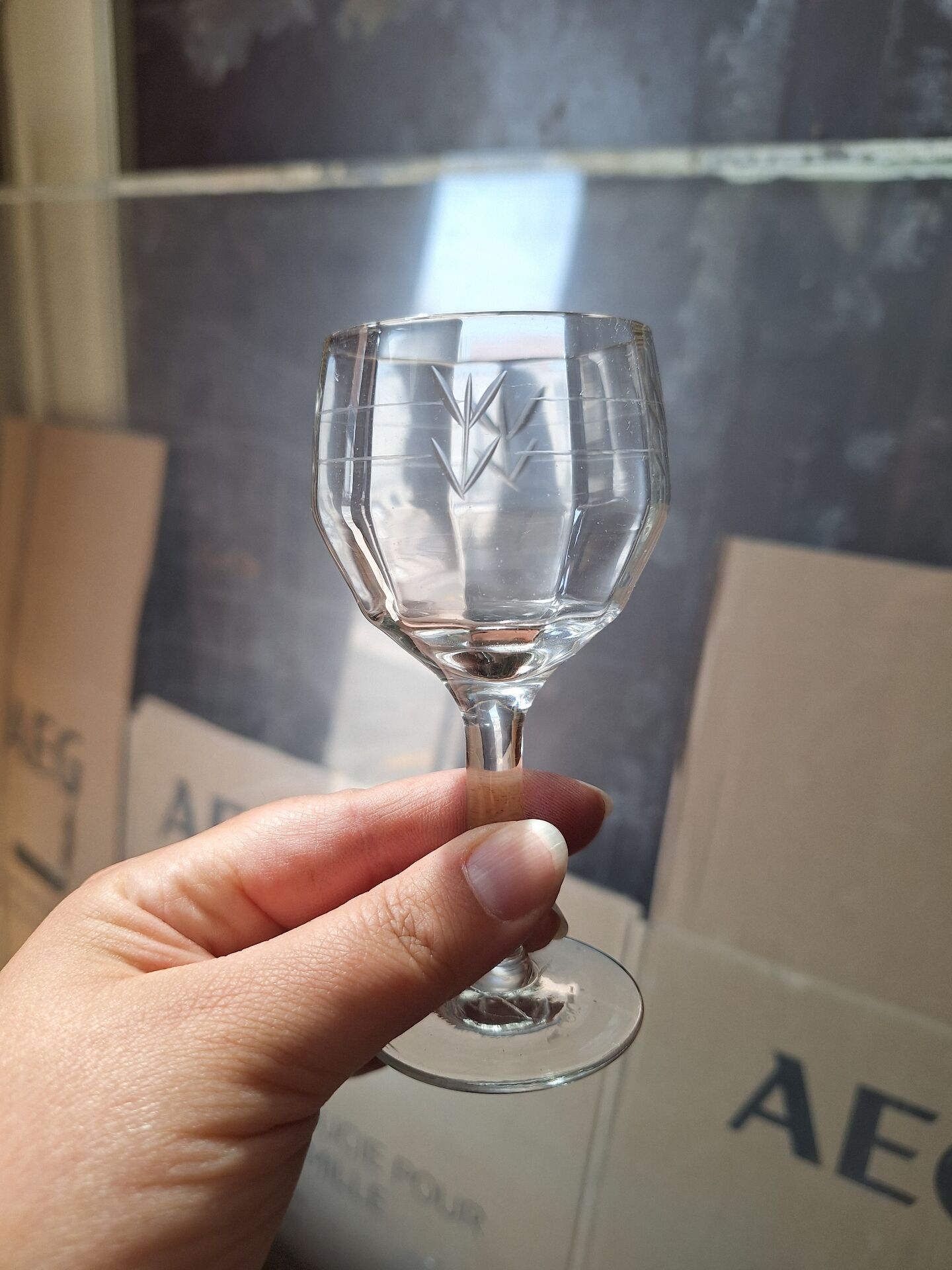 Set of 8 vintage bistro drop aperitif glasses.