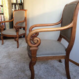 2 dining style seats