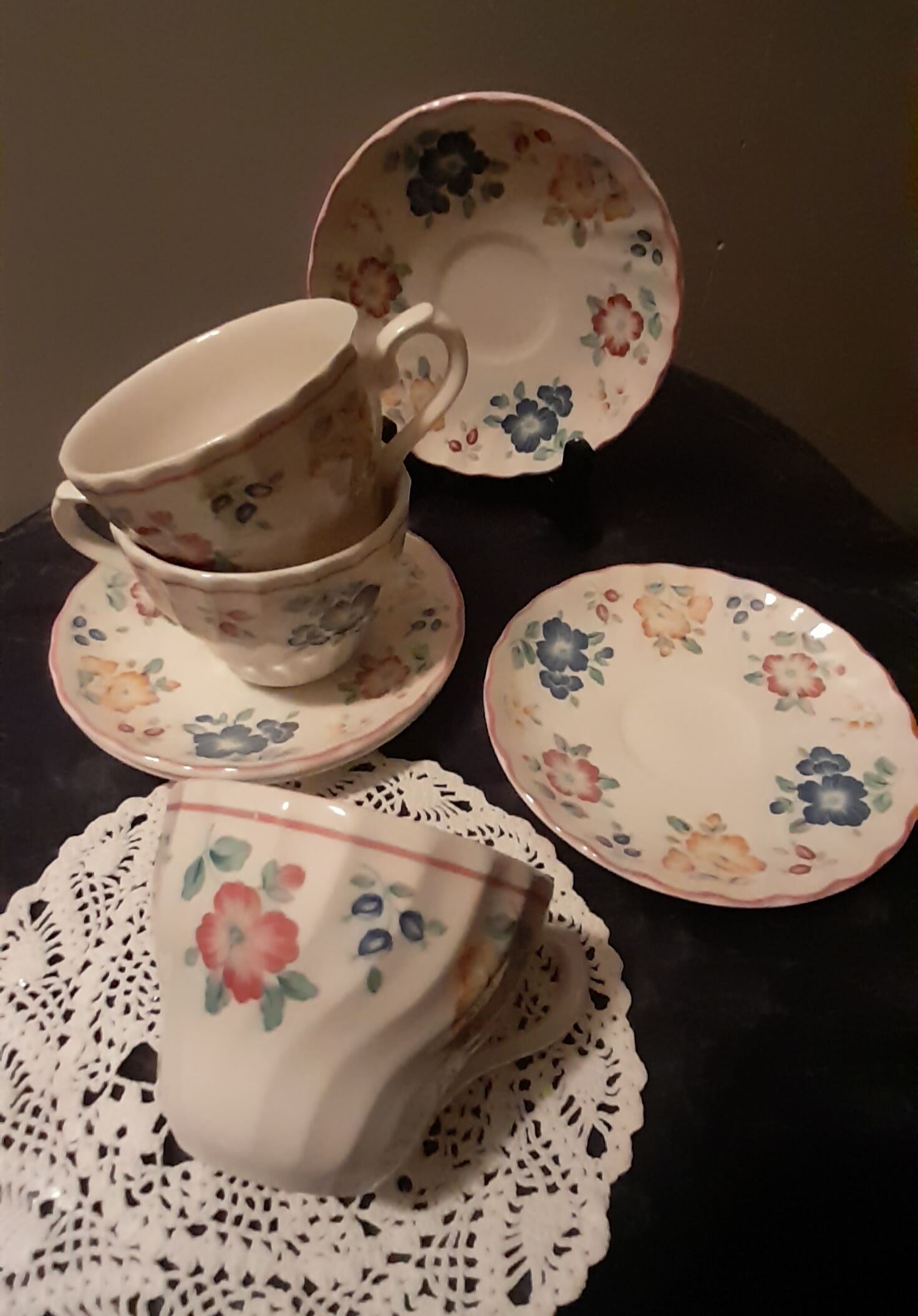 3 tasses thé anglaises, fleuries faience Ironstone Churchill