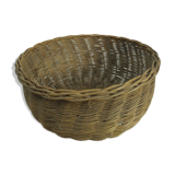Round wicker basket