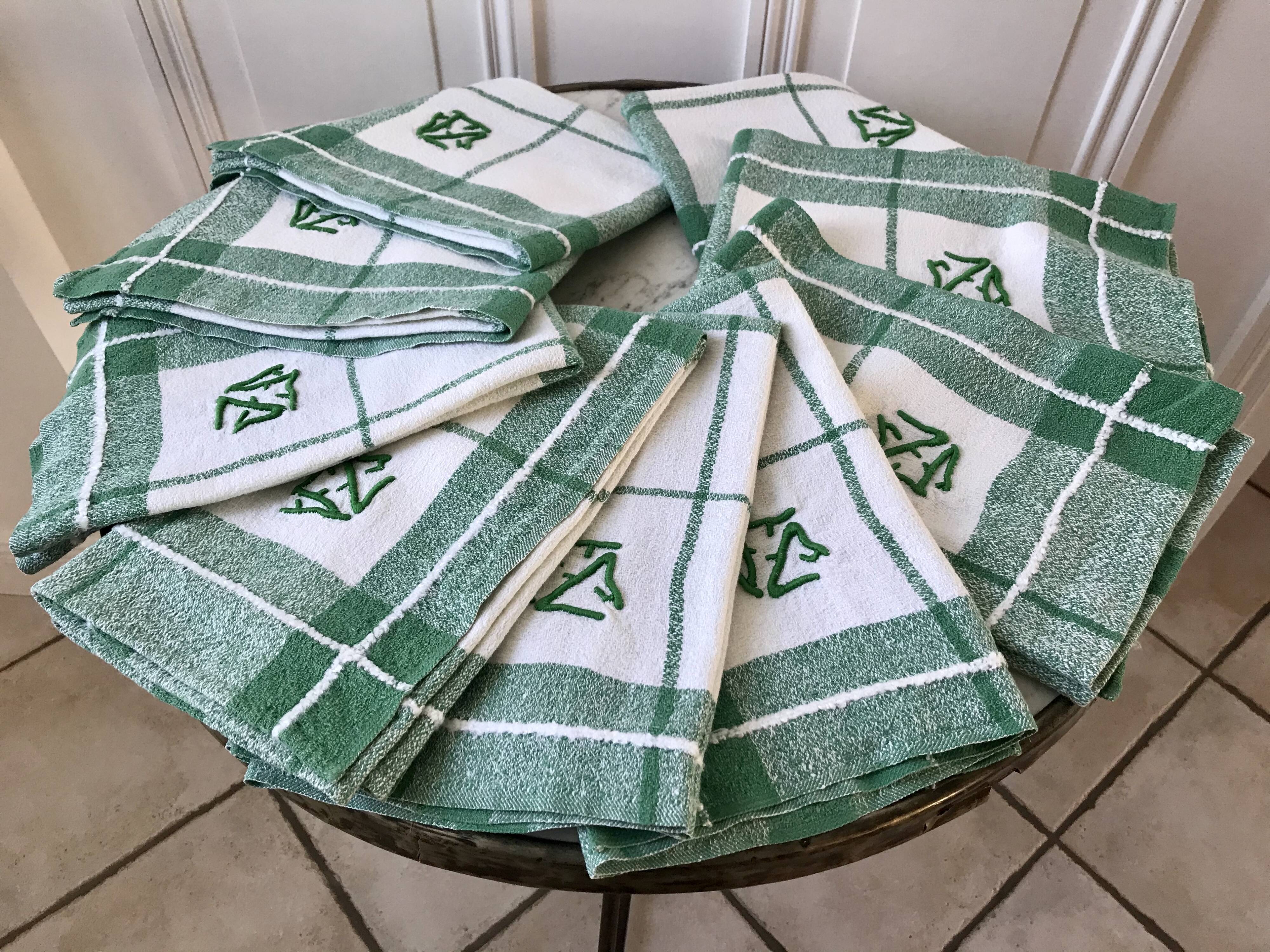 Set of 9 embroidered cotton napkins 60s