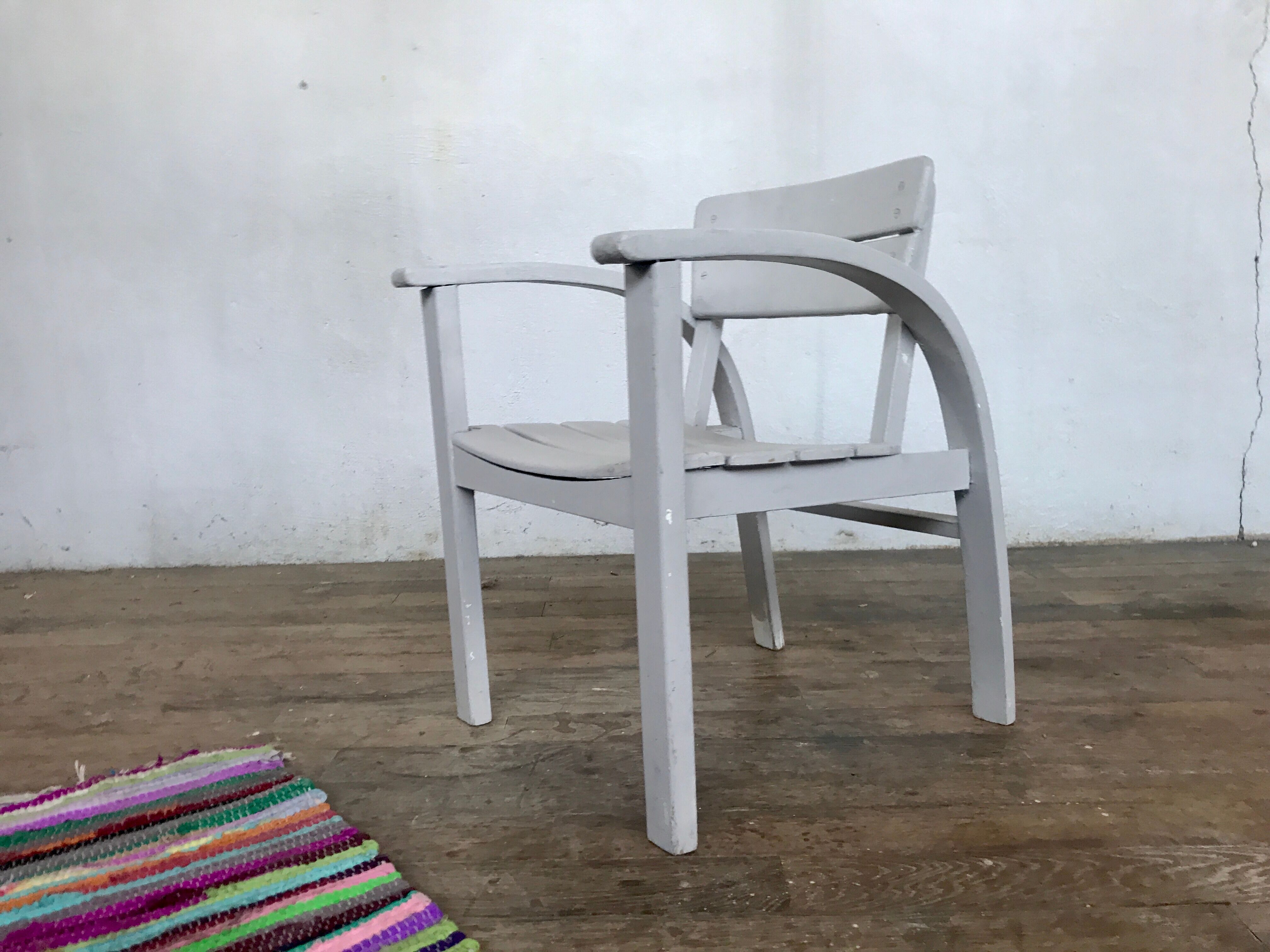 Fauteuil vintage pour enfant blanc gris clair 1950