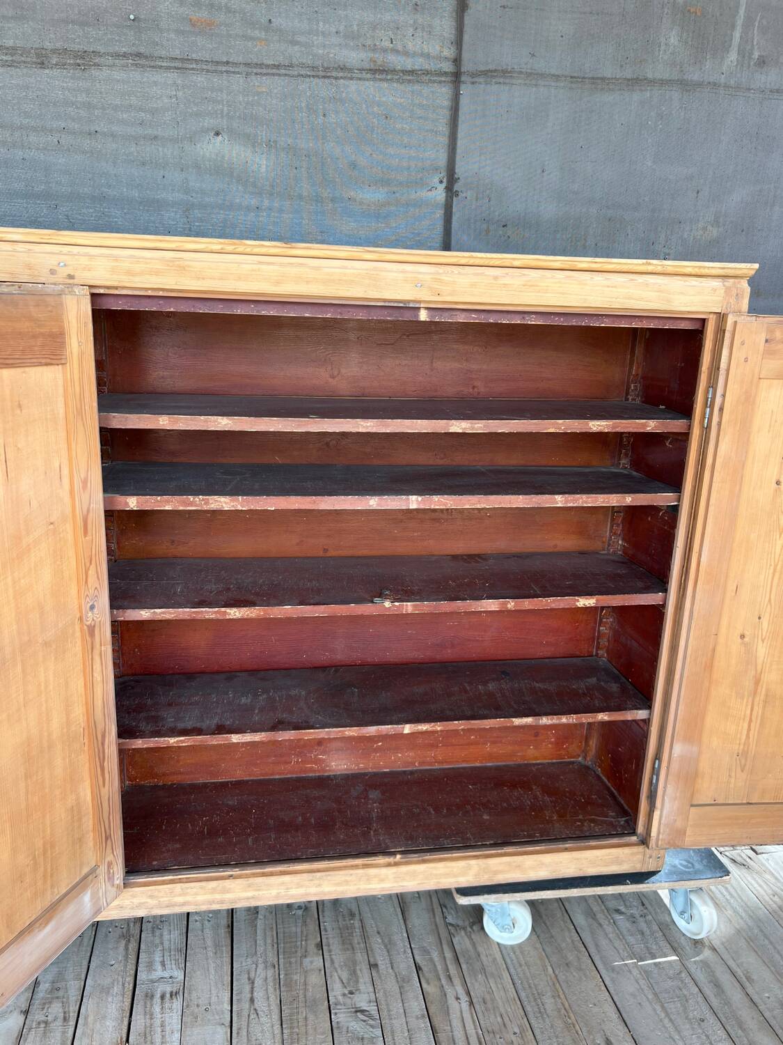 Raw wood craft furniture