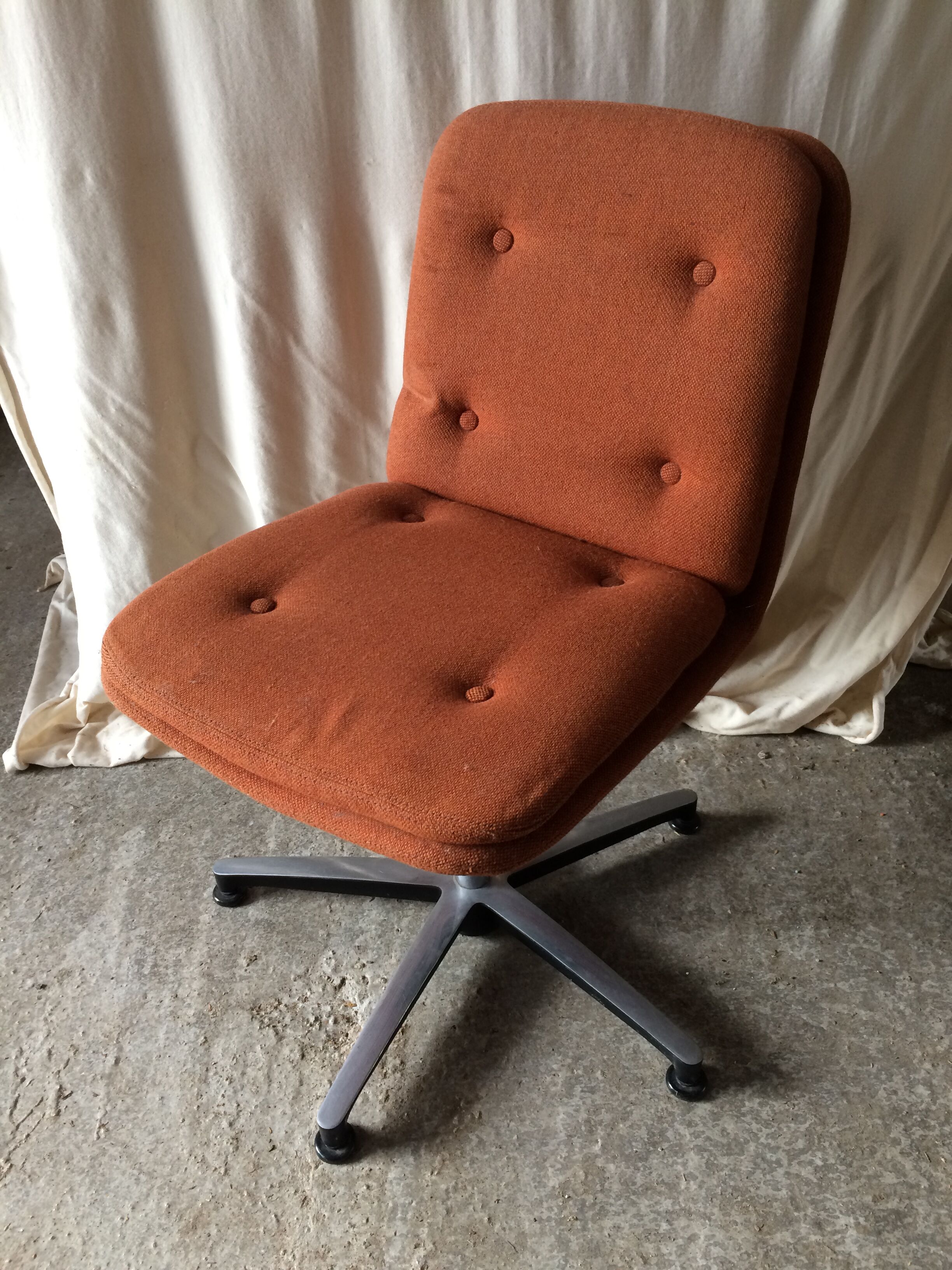 Pair of swivel armchairs 1970