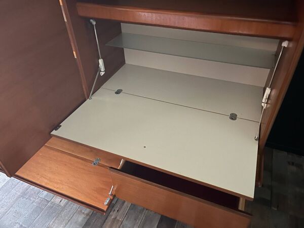 Buffet, living en teck massif.