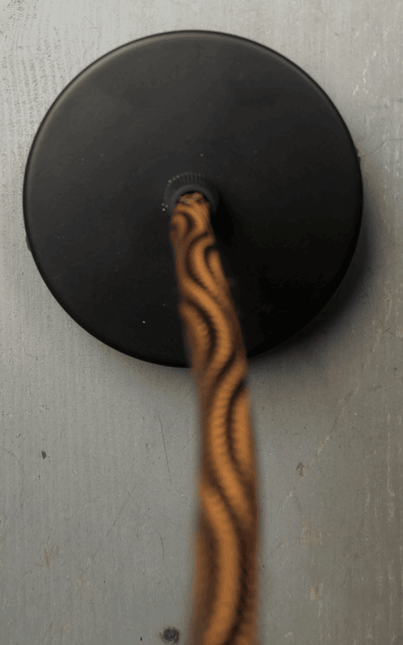 Suspension tôle émaillée noire vintage