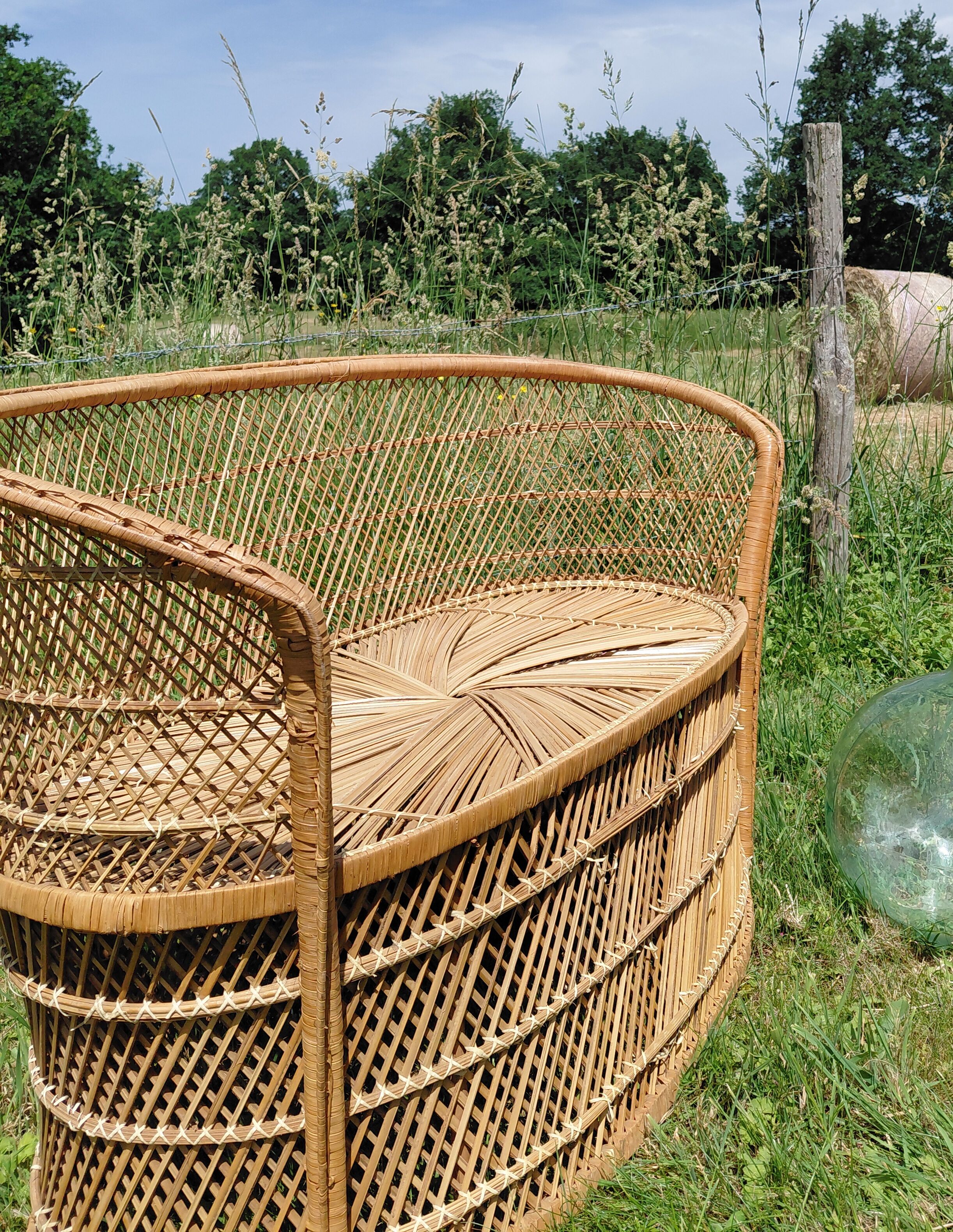 Vintage garden furniture in wicker rattan 1960 - complete 4-piece set