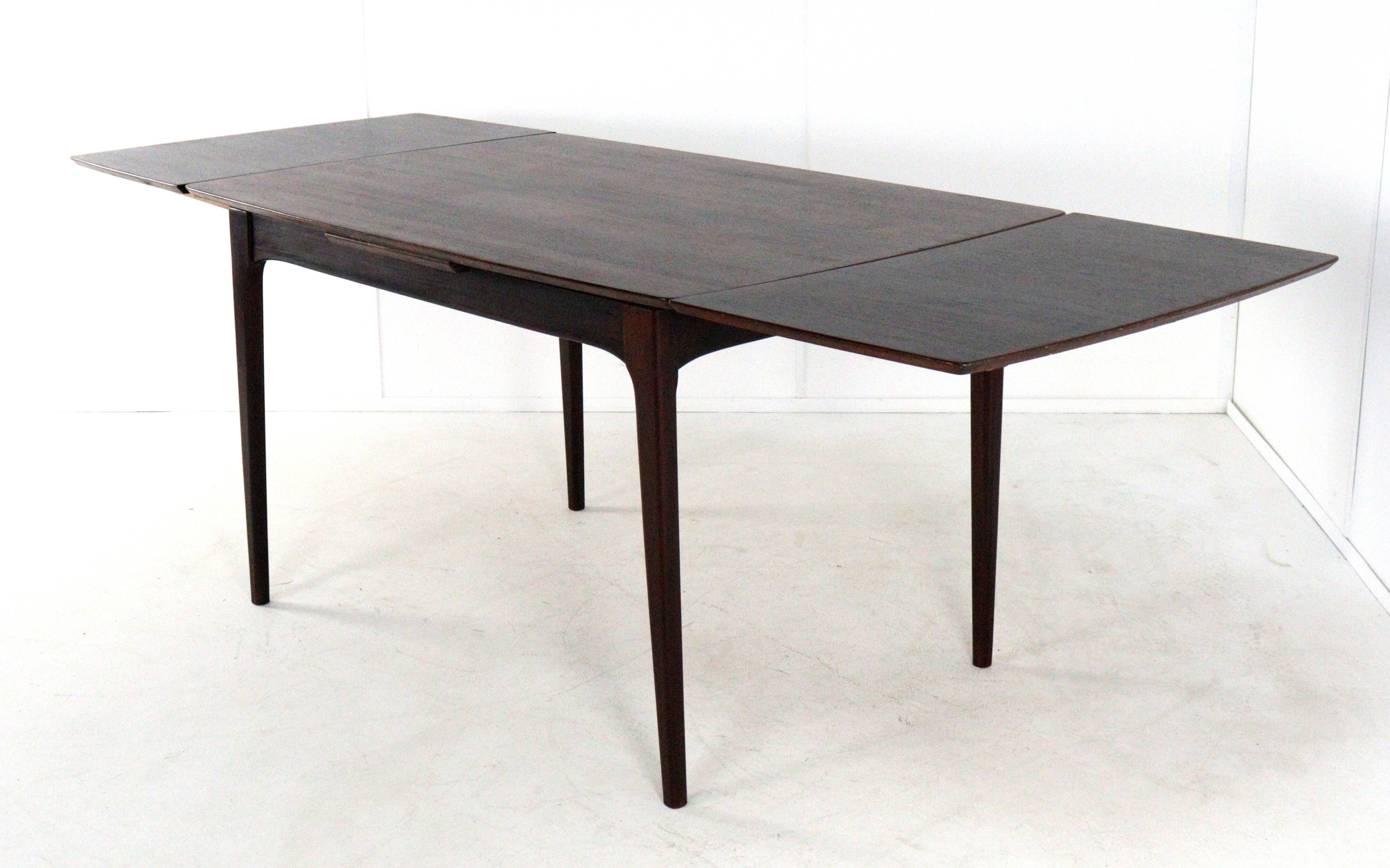 Rosewood rectangular extendable dining table 'Goes'