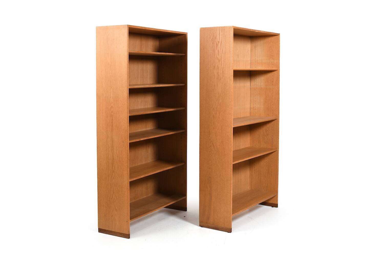 Pair of Hans J. Wegner Oak & Teak Bookshelves RY8