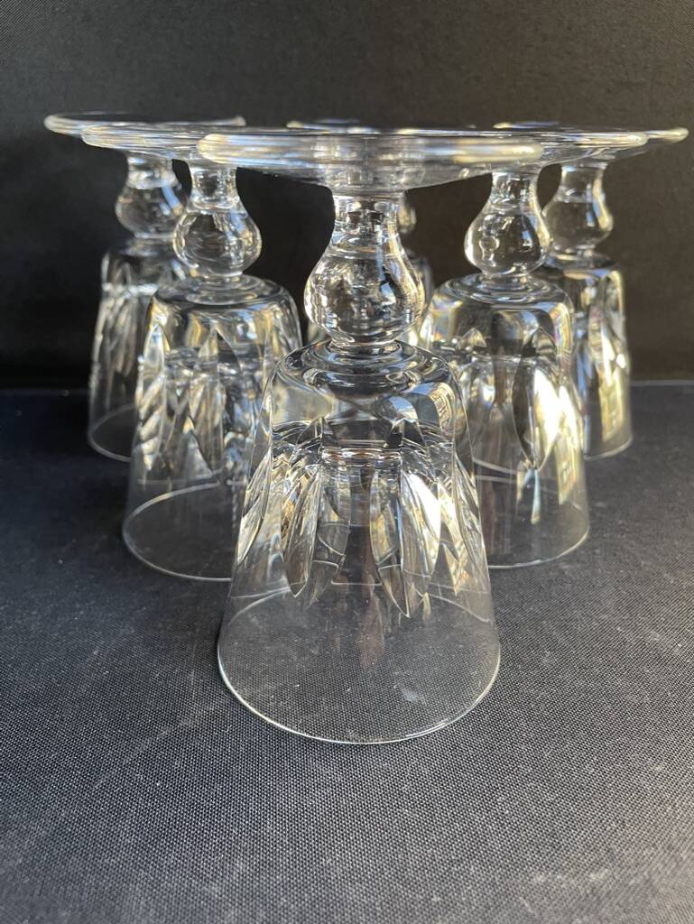 6 saint louis wine glasses jersey service
