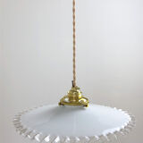 Opaline suspension with two-sided